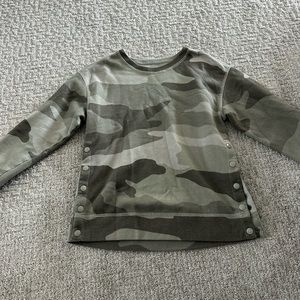 abercrombie and fitch camo sweatshirt